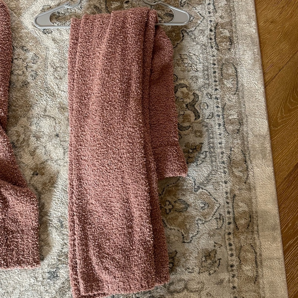Skims fleece lounge pants (S/M)